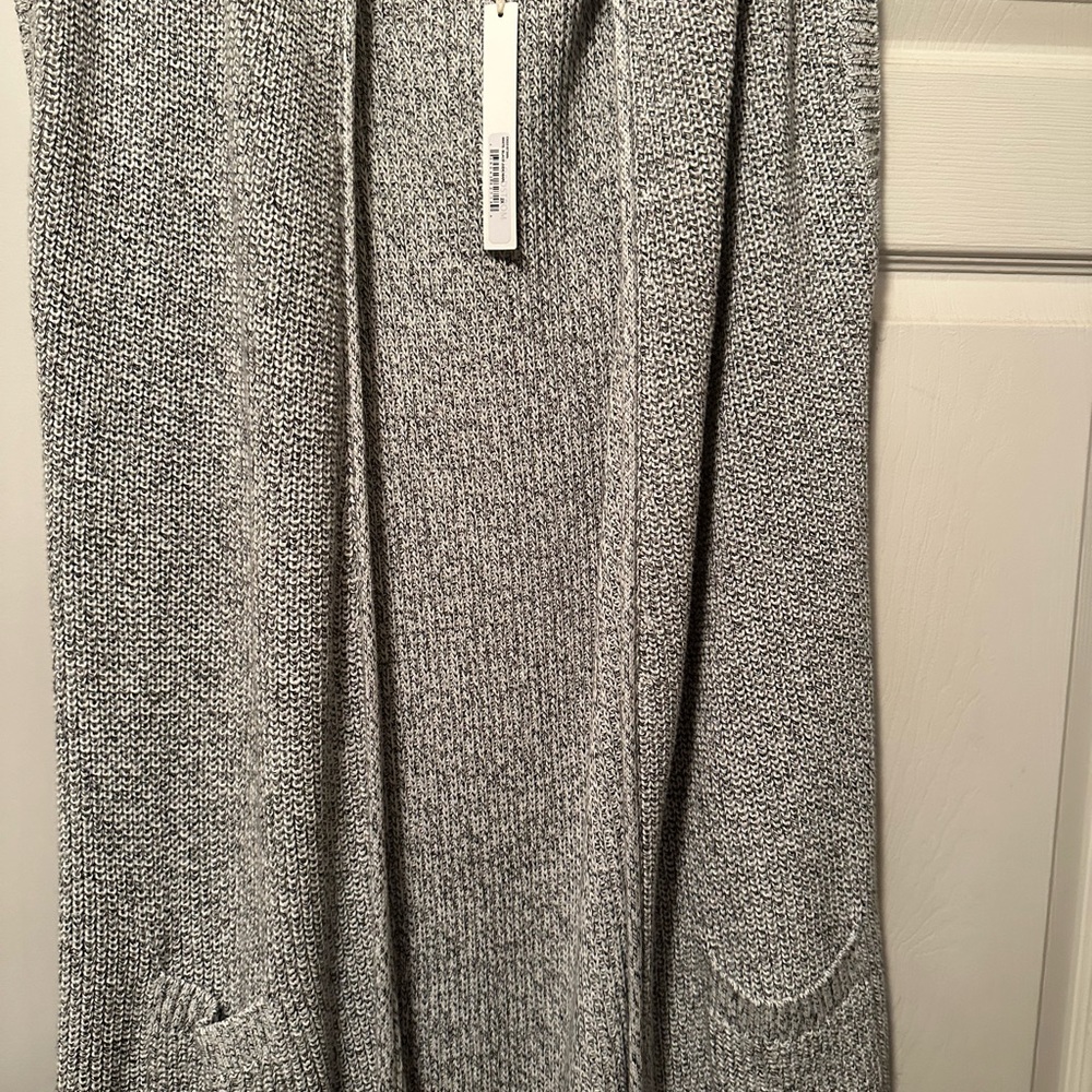 Sleeveless Cardigan